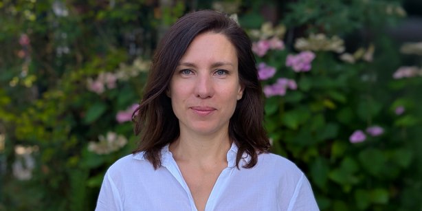 Porträt von Eva-Maria Muschik.