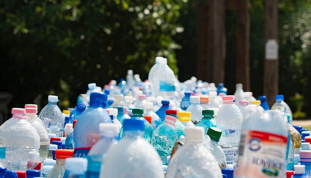 PLastikflaschen
