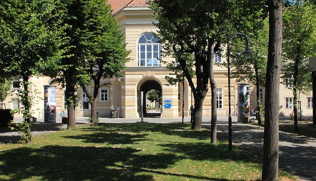 Hof 1, Campus Uni Wien