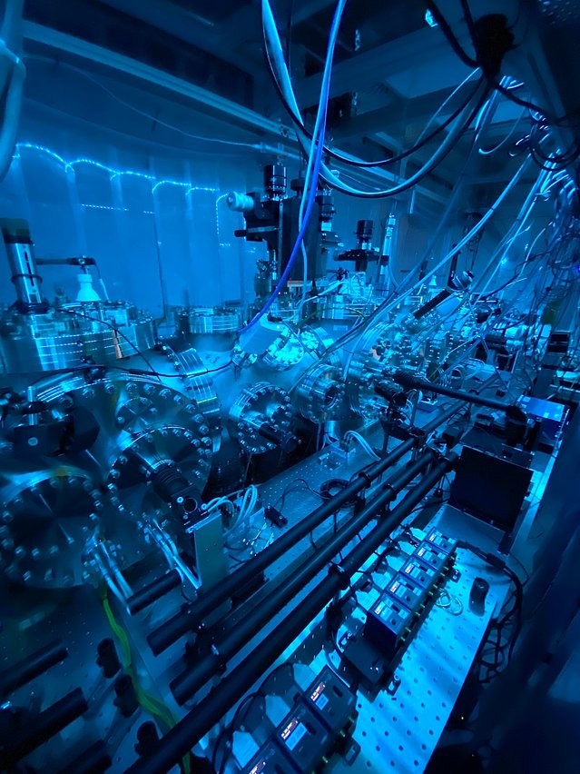 Picture of the Multi-Scale Cluster Interference Experiment (MUSCLE) at the University of Vienna.