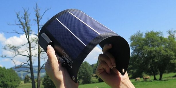 organic solar cells of a ring-like shape